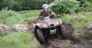 Desgarrando el barro 